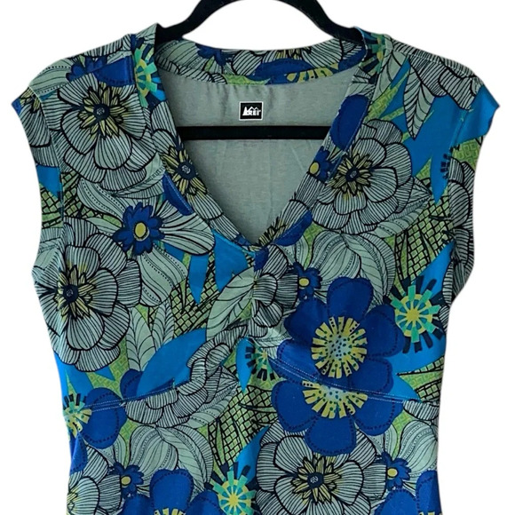 REI NWOT NORTHWAY DRESS RETRO FLORAL V-NECK ACTIVEWEAR | SIZE: SMALL - Picture 2 of 9